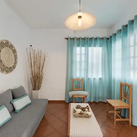 La Casa Amarilla Semesterbostad